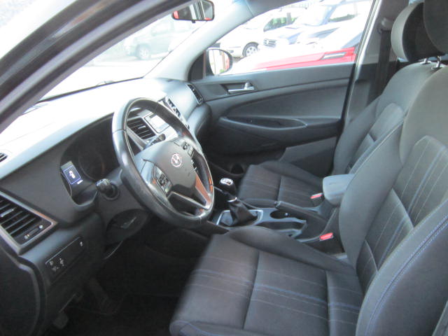 Hyundai Tucson 1.7 CRDi Comfort 2WD - immagine 6