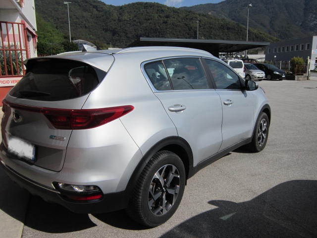 KIA SPORTAGE 1.6 TD UNI PROPR. AUTOM. - immagine 4