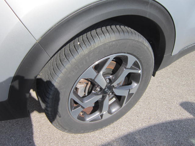 KIA SPORTAGE 1.6 TD UNI PROPR. AUTOM. - immagine 8