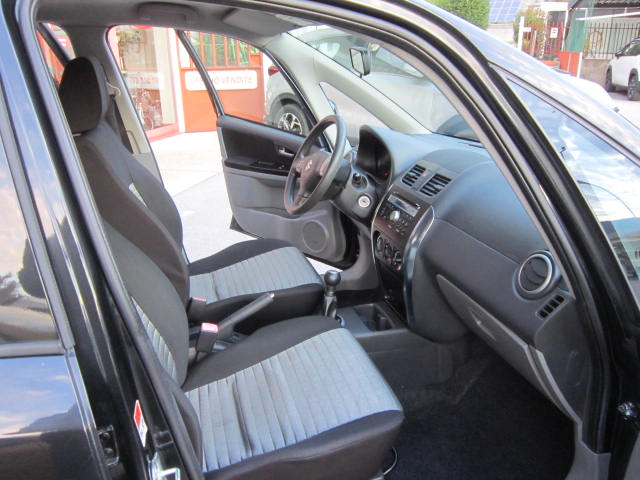 Suzuki SX4 1.6 16V 4WD Outdoor Line UNI PROP. - immagine 9