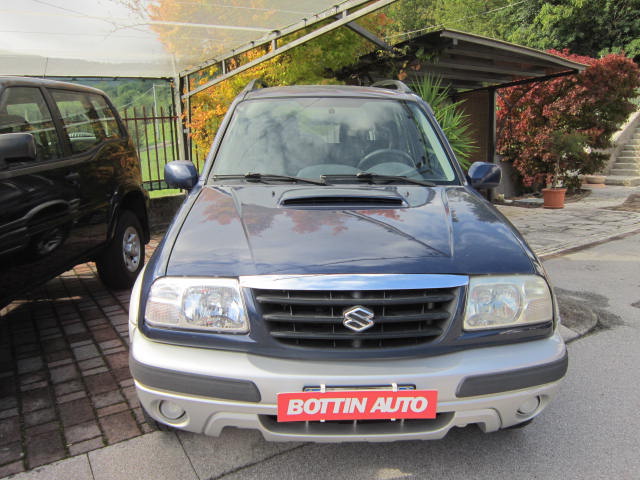 Suzuki Grand Vitara 2.0 T.D. SW GANCIO TRIANO - immagine 2