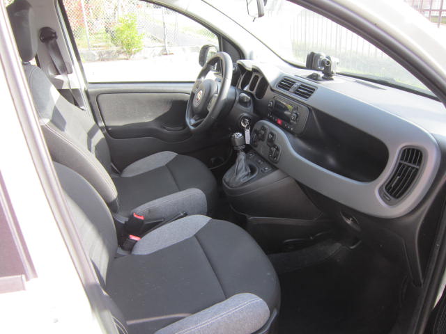 Fiat Panda 1.0 FireFly S&S Hybrid City Life - immagine 12