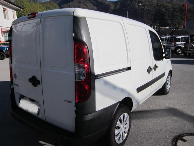 Fiat Doblo Doblò 1.9 MJ Cargo Lamierato UNI PROPR. - immagine 4