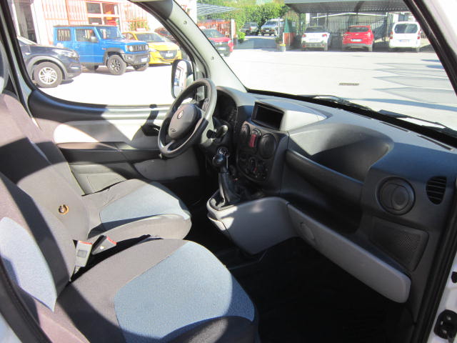 Fiat Doblo Doblò 1.9 MJ Cargo Lamierato UNI PROPR. - immagine 11