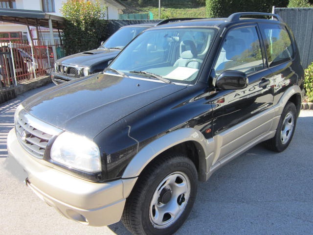 Suzuki Grand Vitara 1.6i 16V cat 3 porte - immagine 2