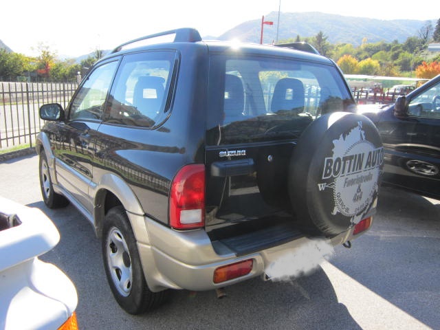 Suzuki Grand Vitara 1.6i 16V cat 3 porte - immagine 4